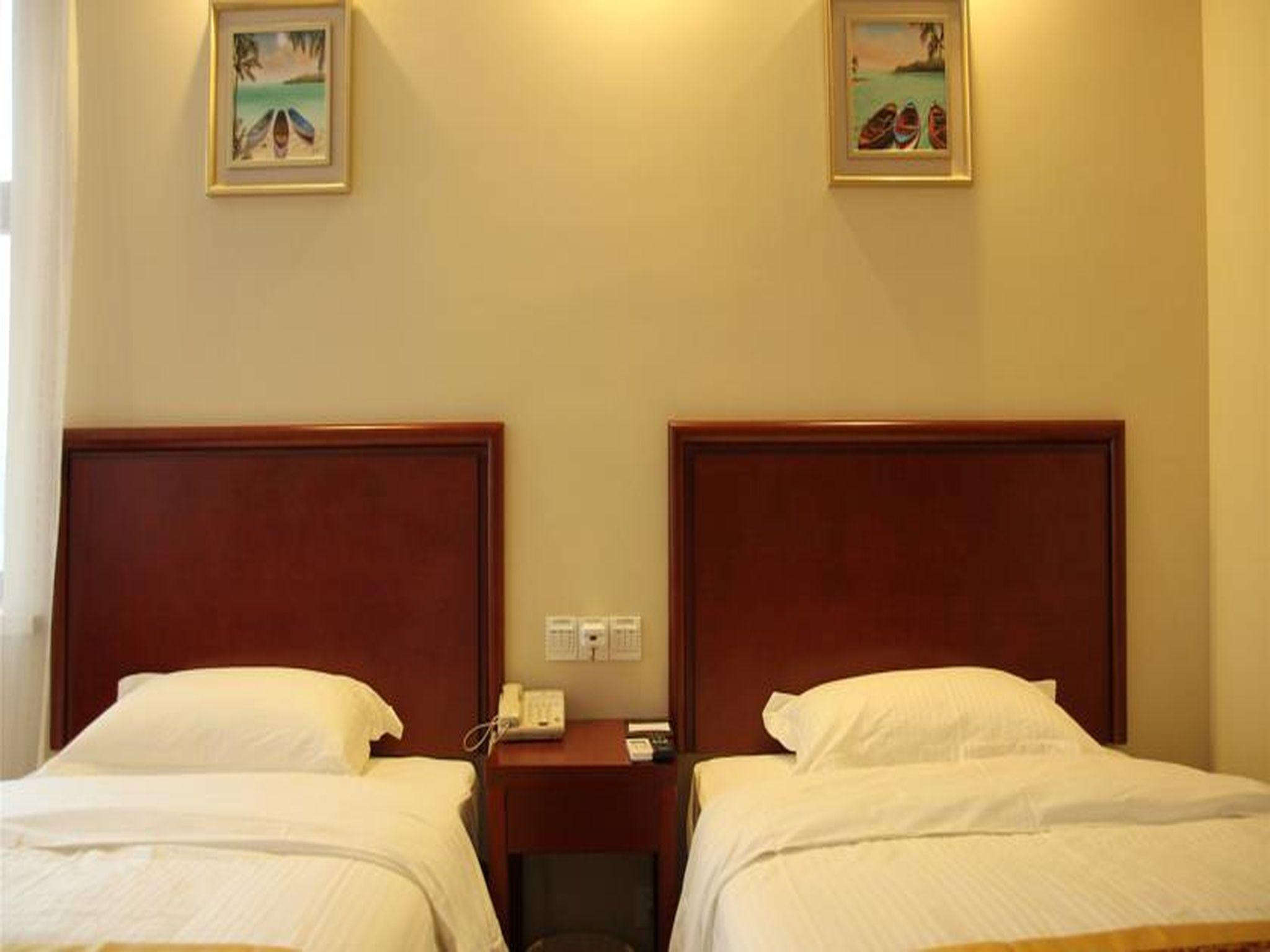Greentree Inn Bole Wanxianghui Express Hotel Exterior photo