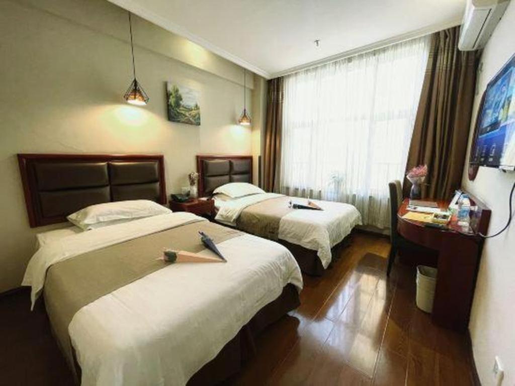 Greentree Inn Bole Wanxianghui Express Hotel Exterior photo