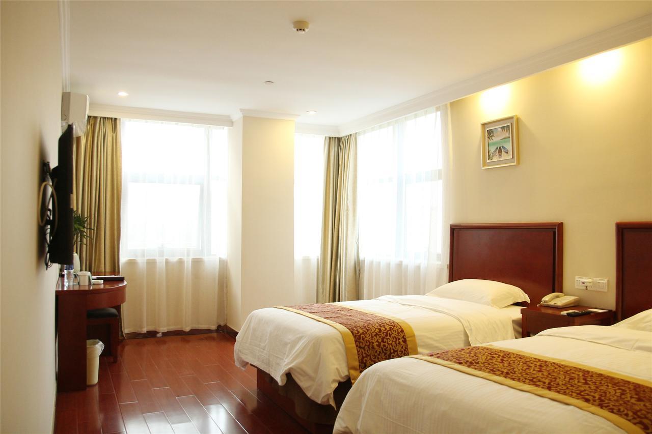 Greentree Inn Bole Wanxianghui Express Hotel Exterior photo